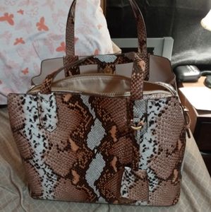 A new day purse and matching wallet